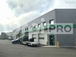 Local d'activité 154 m²