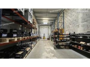 Local d'activité 149 m²