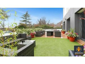 Location Appartement 4 pièces 108 m2 à Charly