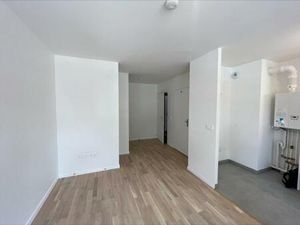 T2 avec balcon et parking à CHEVILLY-LARUE