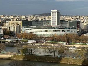 Appartement 4 pièces rénové avec vue.