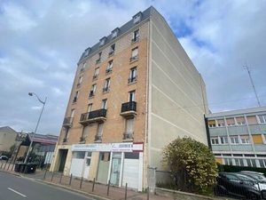 Cherche associée pour local 42m2 tout commerce sauf restauration