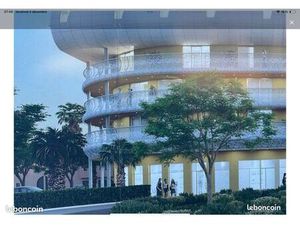 Local commercial village naturiste