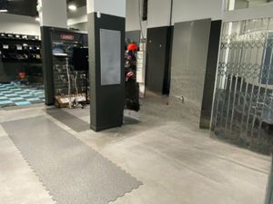 PEYROU MURS COMMERCIAUX LIBRES