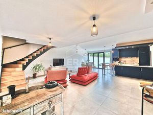 Villa 7 pièces 184 m²