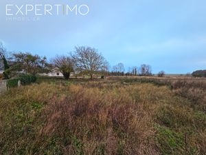 TERRAIN A BATIR 1746 m2