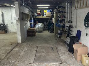 Surface industrielle à louer à Rue Hennekinne 15 Quaregnon (VBD61776)