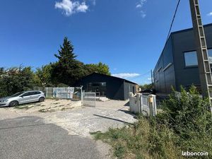 Local professionnel commercial