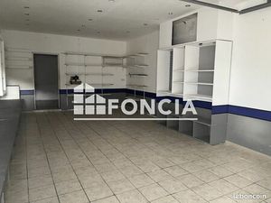Local commercial 150 m²