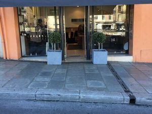 Local commercial à vendre - Cadre royal