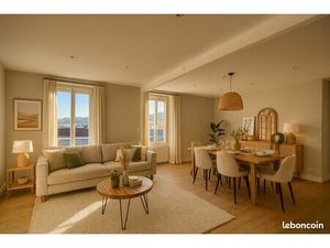 Duplex Traversant Dernier Étage