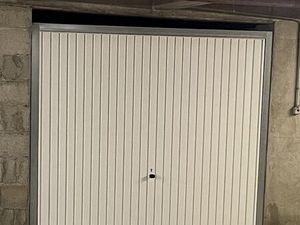 Garage dans parking sécurisé