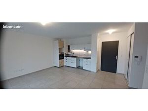 METZ Appart T4 Neuf 85m²  3 chambres  2 sdbain  2 WC  terrasse  balcon