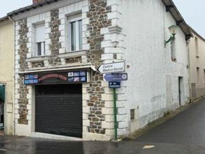 Local commercial hyper centre vertou