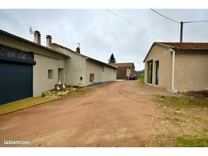 Ferme 4 pièces 200 m²