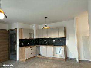 Appartement T2 VIDE NEUF