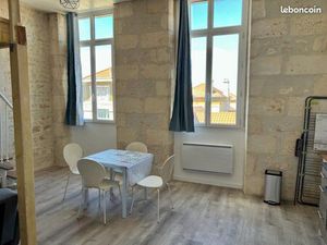 Spacieux studio T1 meublé mezzanine hyper centre