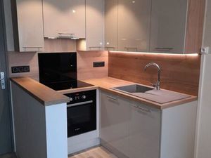 Location F2 avec parking