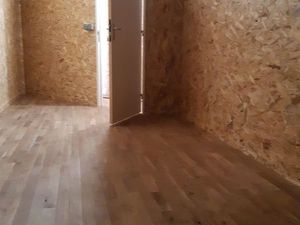 BOX de stockage ou petit atelier