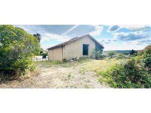 GARAGE 330 M2 avec PARKING