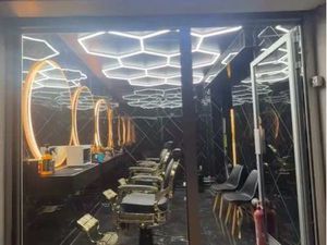 Salon de coiffure / barber shop à vendre