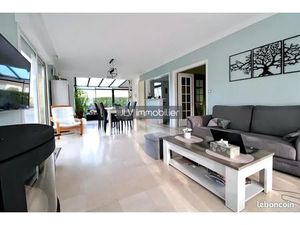 Maison 8 pièces 183 m²