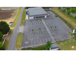 Local commercial 1240m²