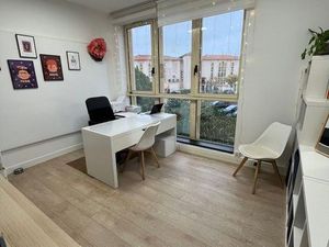 Sous location cabinet