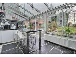 Maison 8 pièces 225 m²