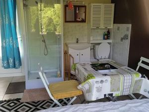 Charmant studio meublé avec terrasse à 10 min de Rochefort – Libre