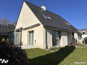 Maison 7 pièces 151 m²