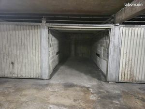 Garage en centre-ville de La Rochelle