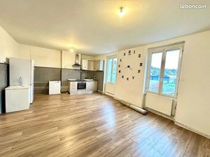 Appartement T4 de 87m2 avec Balcon à saisir