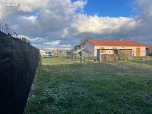 Terrain constructible 600 m²