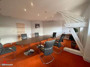 Bureaux 220 m²