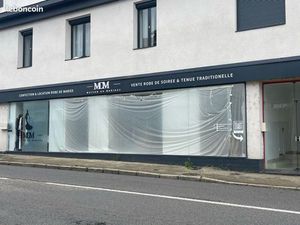 Grand local commercial