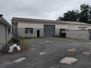 Local bureaux 276 m²