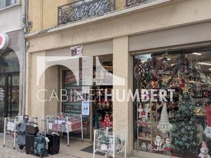 Local commercial 150 m²