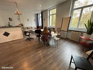 Bureaux partagés disponible Place Jean Jaures