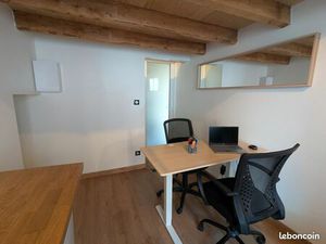 Local professionnel / Bureau – 10 m² + mezzanine – Refait à neuf – Roanne
