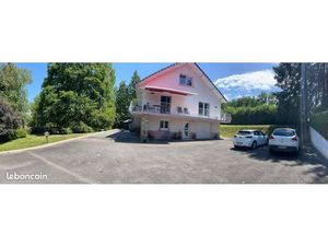 Maison 7 pièces 255 m²