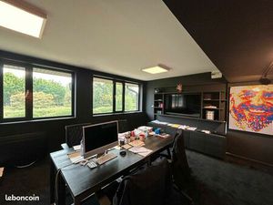 Bureaux 63 m²