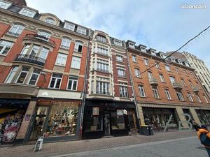 Local commercial 89 m² Lille