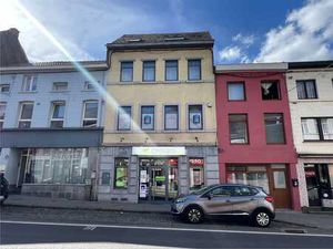 Grande surface commerciale