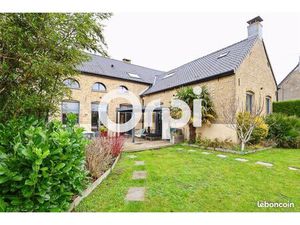 Maison 5 pièces 243 m²