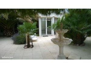 Beau T2 meublé dans villa  proche plage  bus  gare et facultés avec parking  tout compris 