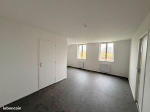 Location appartement de type 2 de 41 m² - QUAROUBLE