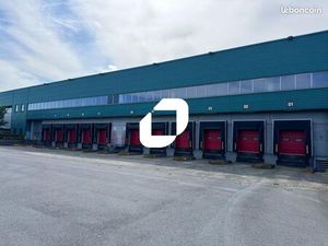 Local industriel 5 697 m²