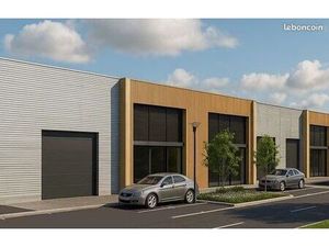 Local 226 m² Mériel