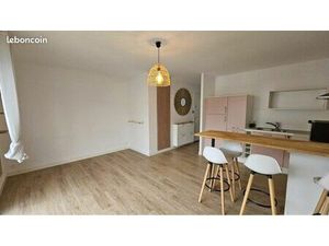 Appartement idéalement situé : cœur de Larmor-Plage et proche mer